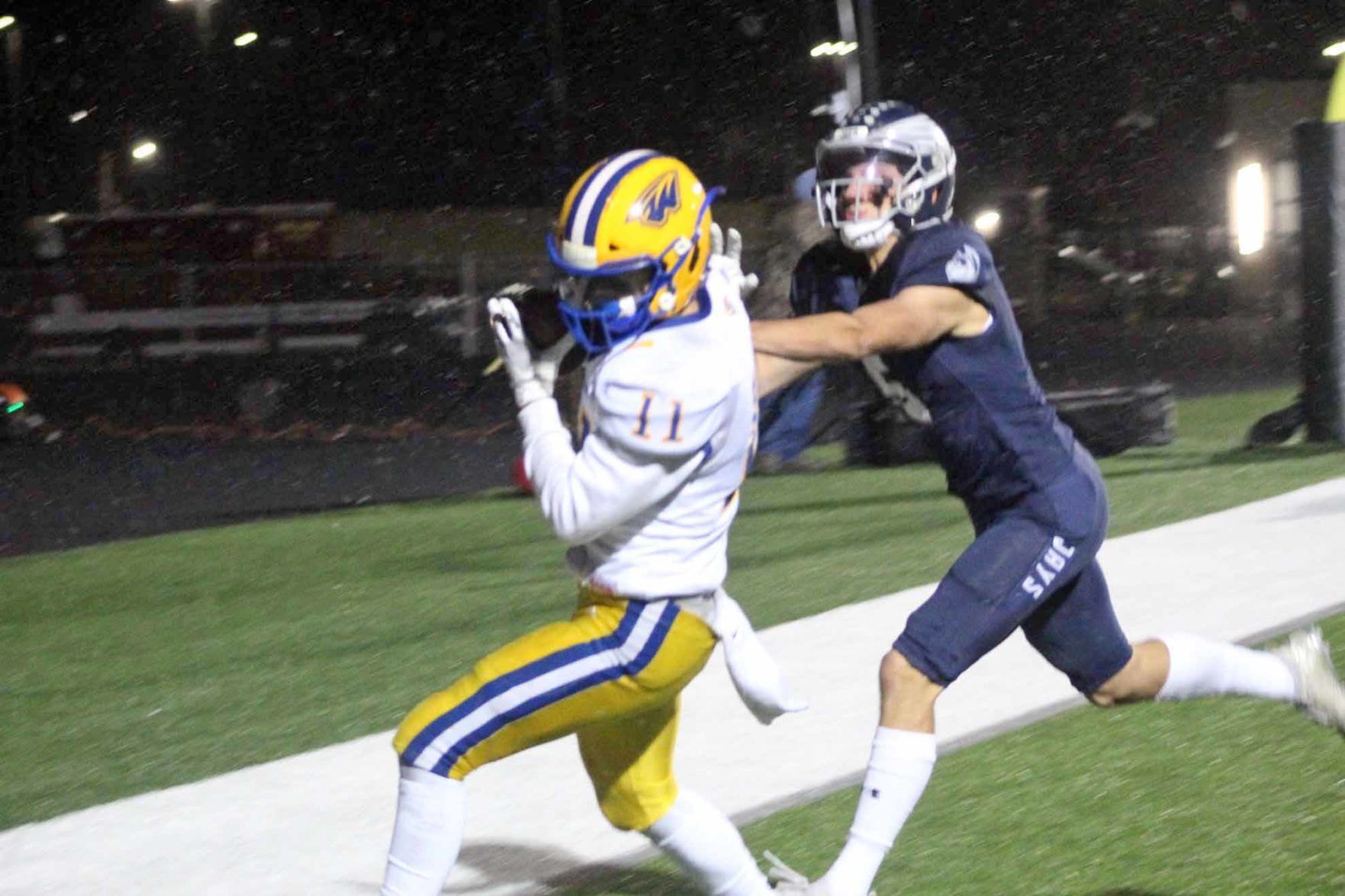 Rice Lake football vs. Menasha 11-12-21